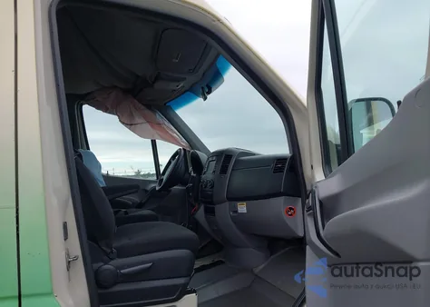 2016 Mercedes-Benz Sprinter 2500 Normal Roof from USA, damaged, VIN WDZPE7DD1GP295648